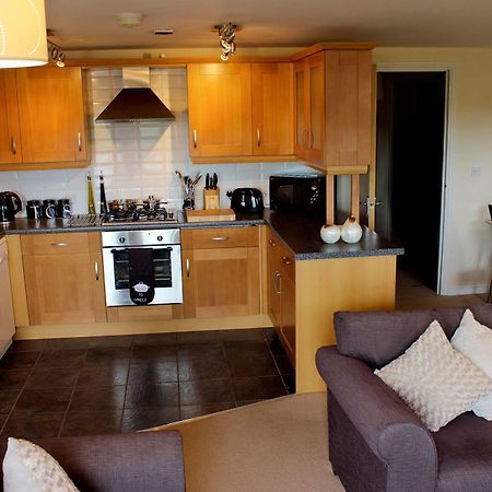 The Lindley Suite - Simple2Let Serviced Apartments Huddersfield Exterior foto