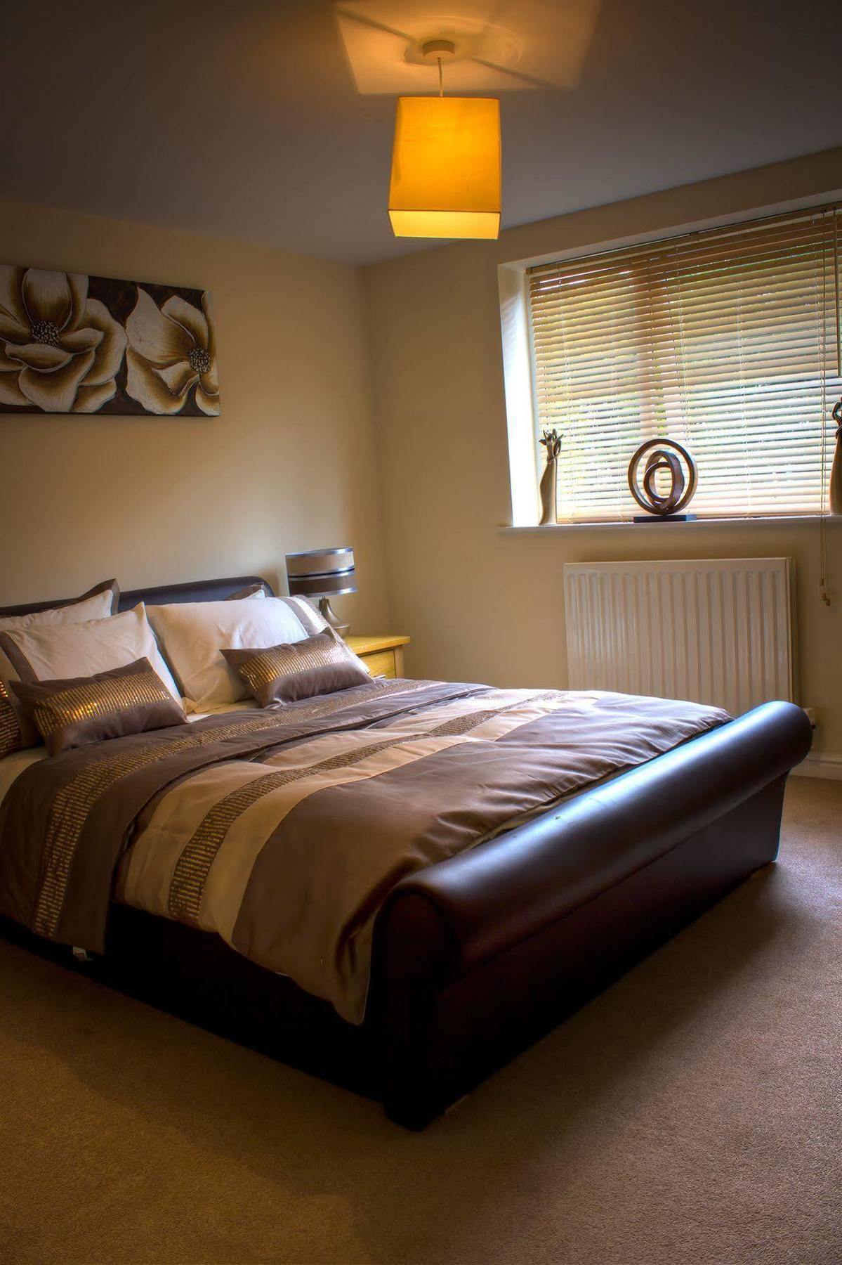 The Lindley Suite - Simple2Let Serviced Apartments Huddersfield Exterior foto